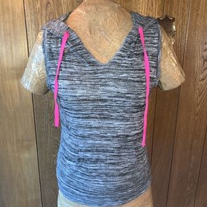 Derek Heart Tops - Soft Sleeveless Hoodie Derek Heart Tops - Soft Sleeveless Hoodie